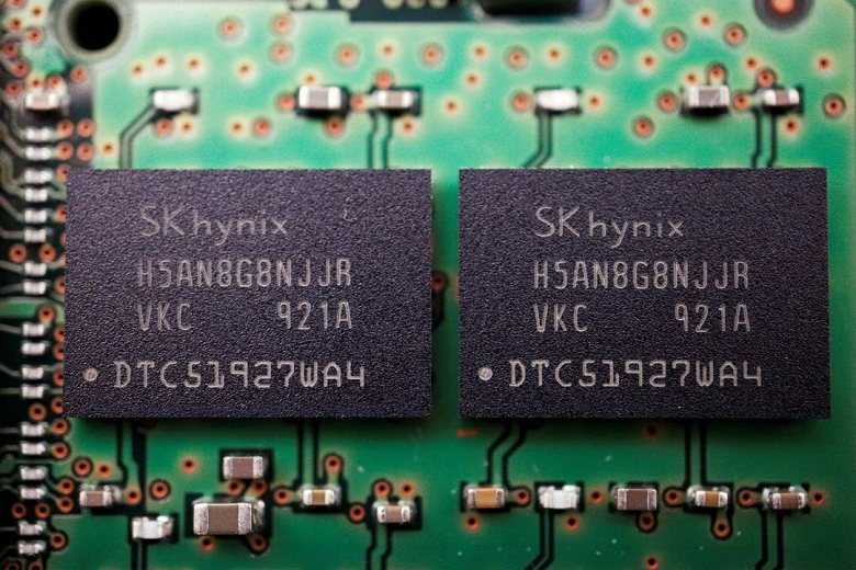 Samsung и SK hynix добились от США бессрочного права поставлять в Китай оборудование для выпуска чипов